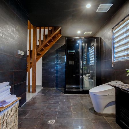 Lijiang Gemmer Hotel Bagian luar foto